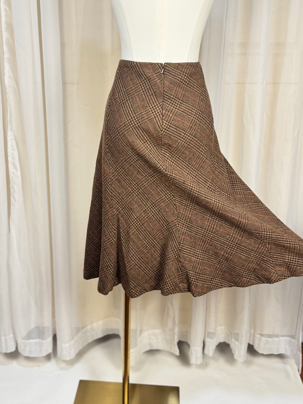 90s vintage wool plaid Mad Men secretary skirt Size 10 | brown red black white